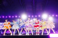 躍動するＳＷＥＥＴ　ＳＴＥＡＤＹの（左から）庄司なぎさ、音井結衣、奥田彩友、塩川莉世、白石まゆみ、山内咲奈、栗田なつか（撮影：ヨシモリユウナ、河村美貴）