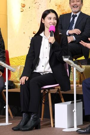 テレビ朝日系ドラマ「ボーダレス～広域移動捜査隊～」記者会見に登場した土屋太鳳（撮影・伊藤笙子）