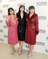 「ＫＡＮＳＡＩ　ＣＯＬＬＥＣＴＩＯＮ　２０２６　Ｓ／Ｓ」に出演した（左から）村雨芙美、熊田曜子、柚乃りか