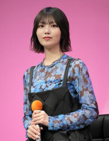 登壇した中西アルノ＝２日