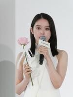 トークを行う高石あかり