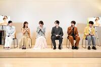 ドラマ「ｓｈａｒｅ」の記者会見に臨んだ（左から）雛形あきこ、寺本莉緒、秋田汐梨、池田匡志、草川直弥、藤本滉大