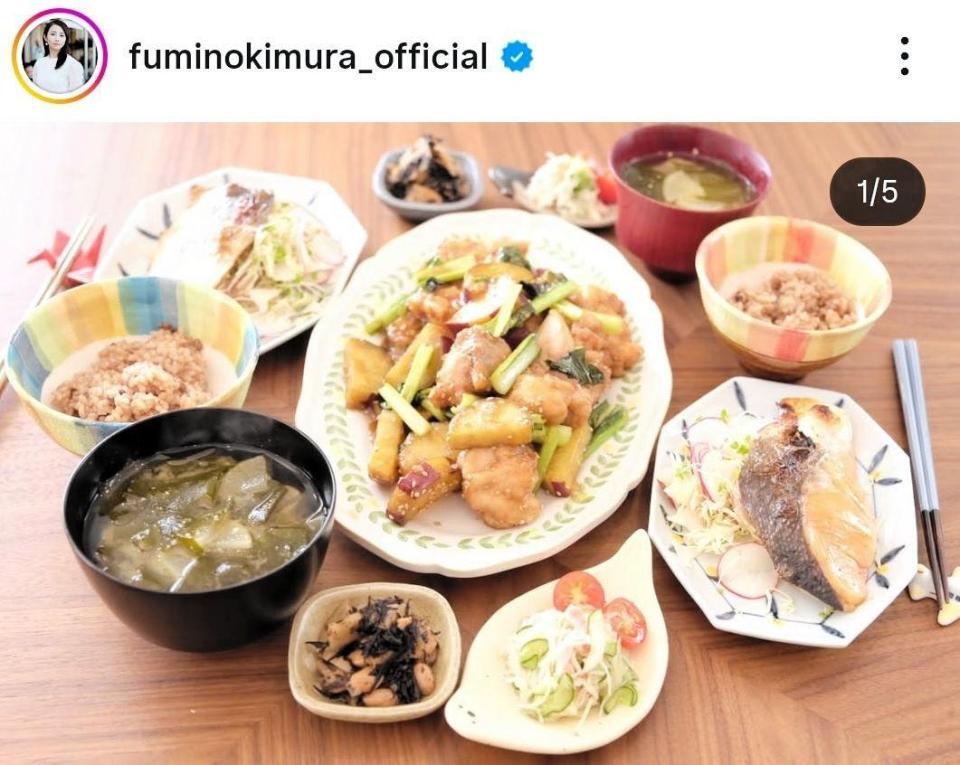 木村文乃のインスタグラム＠ｆｕｍｉｎｏｋｉｍｕｒａ＿ｏｆｆｉｃｉａｌ（２月２日付）より