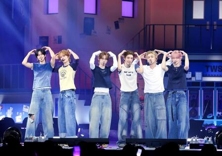 ファンミーティングを開催したＴＷＳⓟ＆©　ＰＬＥＤＩＳ　Ｅｎｔｅｒｔａｉｎｍｅｎｔ 