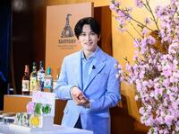 サントリー大阪工場のオープニングセレモニーに登場した町田啓太　