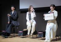 「ゆっくり帰り支度をする人を許せる？」という志田未来（右）の問に答える（左から）藤井流星、畑芽育（撮影・吉澤敬太）