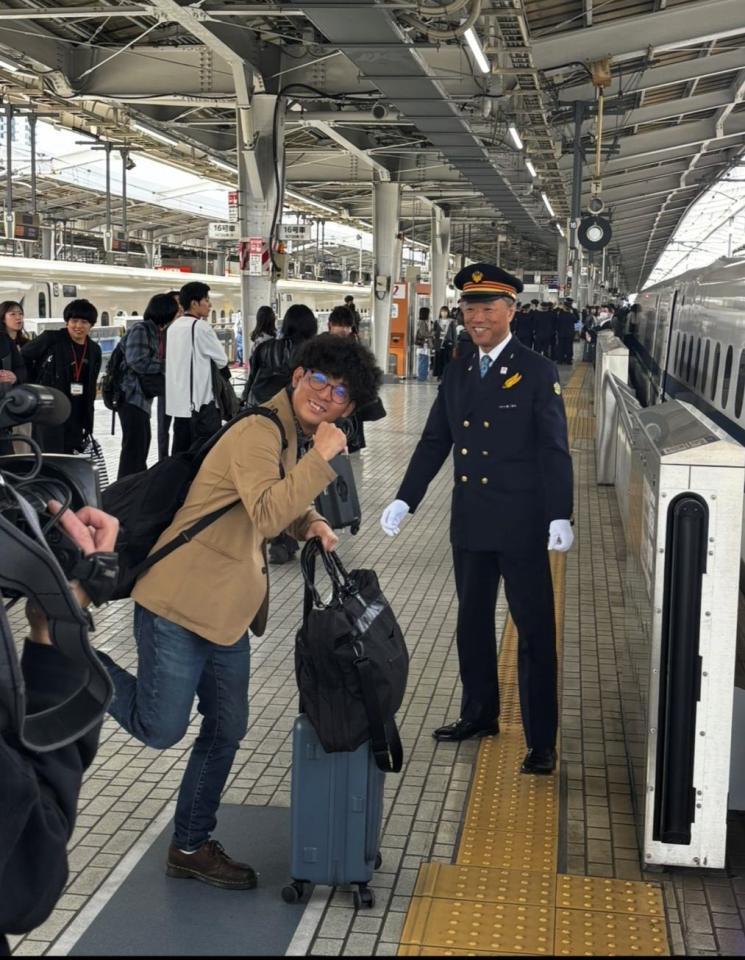 新幹線に乗るたくろうのきむらバンド