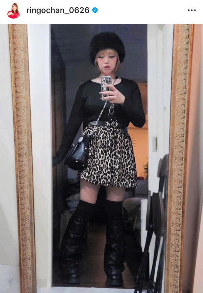 完璧なあゆコーデを披露したりんごちゃん。公式インスタグラム＠ｒｉｎｇｏｃｈａｎ＿０６２６より