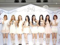 イベントに登場したＨｅａｒｔｓ２Ｈｅａｒｔｓの（左から）イェオン、ステラ、ユハ、イアン、エイナ、ジュウン、カルメン、ジウ