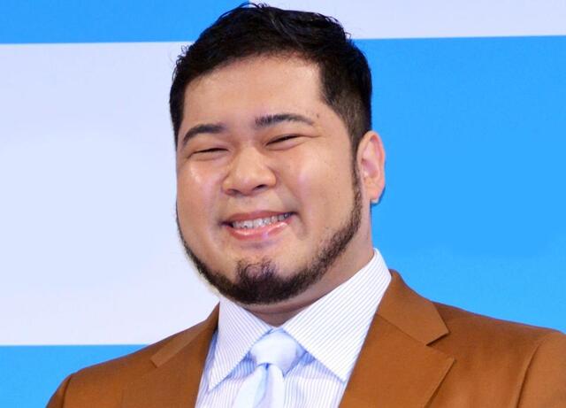 松井ケムリ「父親だけ税関が別室」