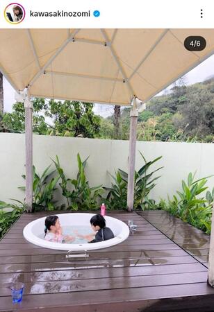部屋にはジャグジーも。川崎希のインスタグラム＠ｋａｗａｓａｋｉｎｏｚｏｍｉ（４月１０日付）より