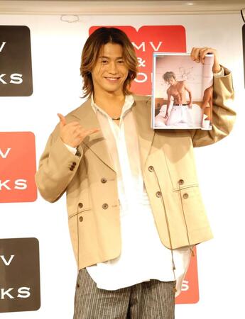 ２ｎｄ写真集「Ｌｅｉ」刊行記念会見に出席したＦＡＮＴＡＳＴＩＣＳの瀬口黎弥