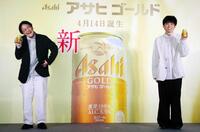 　アインシュタインの稲田直樹（左）と河井ゆずる