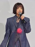 初日舞台あいさつに登壇した森七菜＝１０日