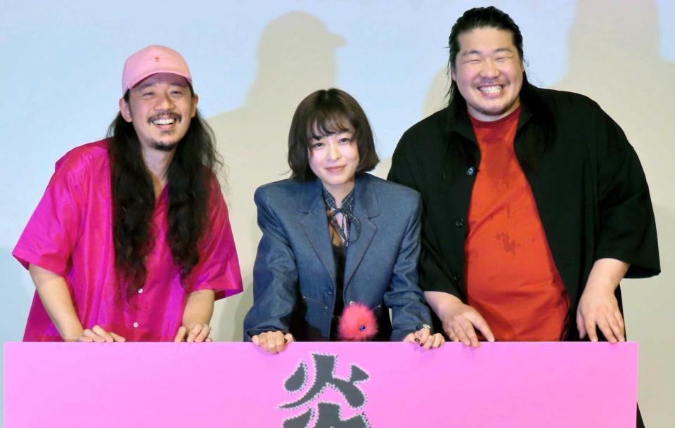 　（左から）長久允監督、森七菜、一ノ瀬ワタル