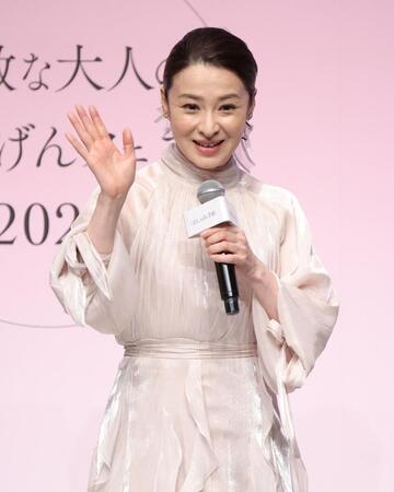 客席に手を振る檀れい（撮影・西岡正）