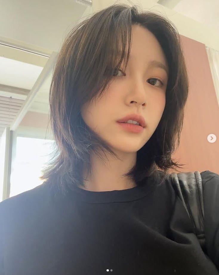 ＥＸＩＤ・ハニの公式インスタグラム＠ａｈｎａｎｉｈｈより