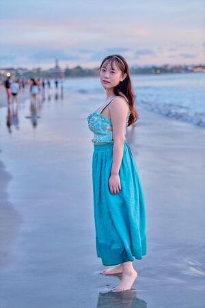 佐野なぎさ１ｓｔ写真集「なぎさの初めて」（Ｃ）ＫＡＤＯＫＡＷＡ　（Ｃ）ＧＤＬ　Ｅｎｔｅｒｔａｉｎｍｅｎｔ　ＰＨＯＴＯ／田川雄一　