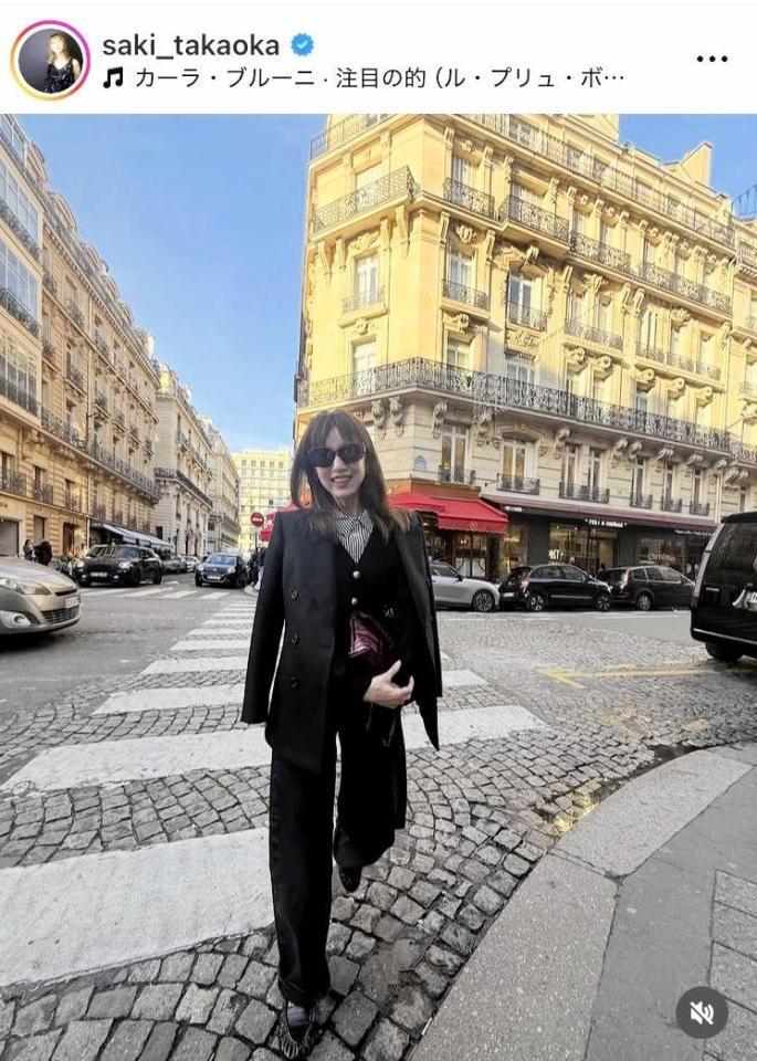 パリで。高岡早紀のインスタグラム＠ｓａｋｉ＿ｔａｋａｏｋａ（１２月２０日付）より 