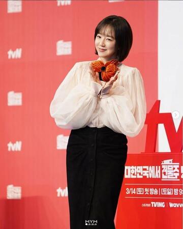 韓国芸能プロダクション・ＭＹＭエンターテインメントの公式インスタグラム＠ｍｙｍｅｎｔ＿ｏｆｆｉｃｉａｌより　女優のイム・スジョン