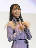 笑顔の菅井友香