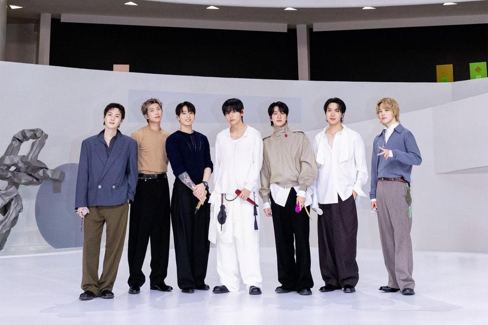 ＢＴＳの公式Ｘ＠ｂｔｓ＿ｂｉｇｈｉｔより