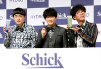 　イベントに出席した（左から）赤木裕、津田健次郎、きむらバンド