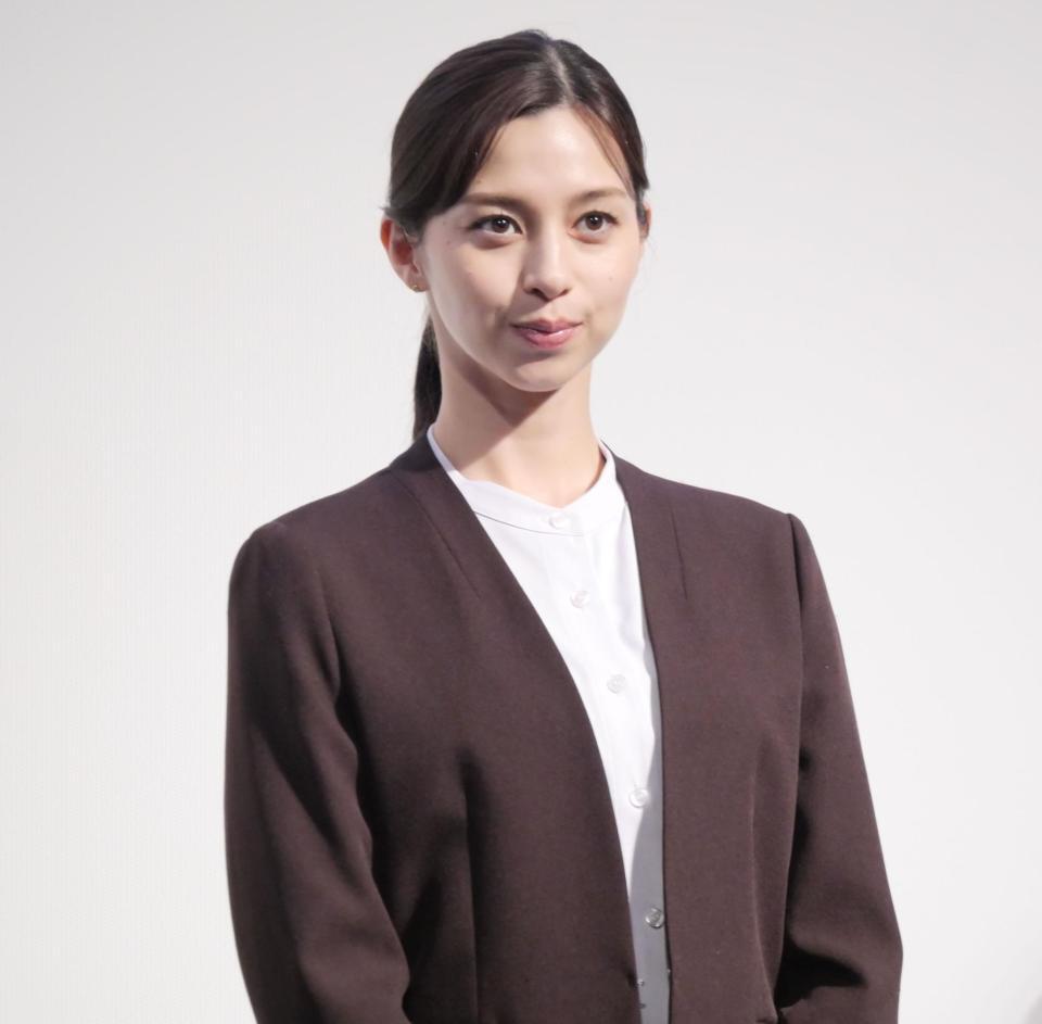 イベントに出席した中条あやみ