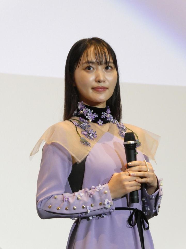 イベントに登壇した菅井友香