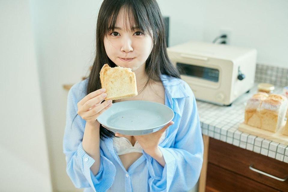 ＳＴＵ４８中村舞１ｓｔ写真集「嫌いの反対」のデジタル版