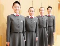 抱負を語った（左から）西前比草さん、川村柚葉さん、多川結莉さん、森本あづみさん