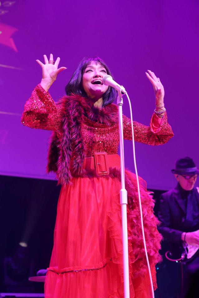 記念コンサートを開催した石川ひとみ