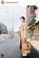 エルメスのバーキンを持って。菊地亜美のインスタグラム＠ａｍｉｋｉｋｕｃｈｉ０９０５（２５年１２月１５日付）より 