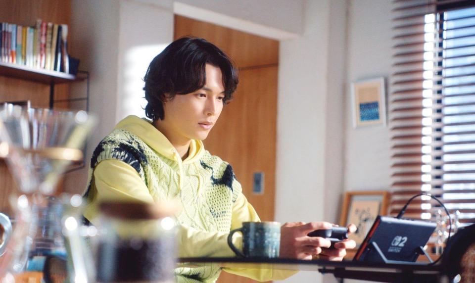 新ＣＭに出演する松村北斗