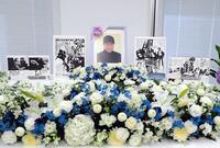 　関根忠郎さんの祭壇と遺影