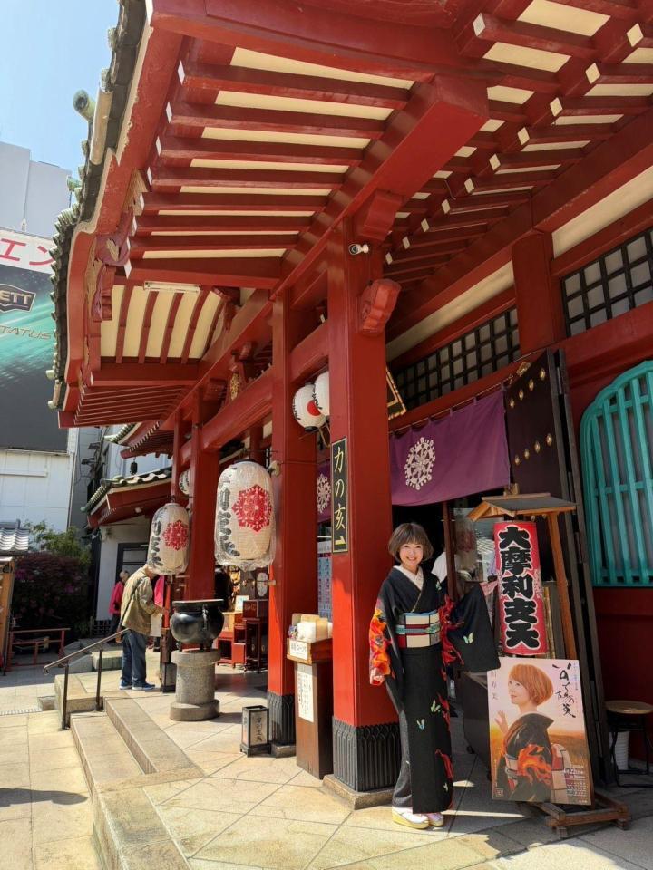 　ヒット祈願を行った田川寿美