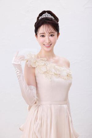 ６月３日に「さよならは黄昏」で歌手デビューする元宝塚娘役スター有沙瞳