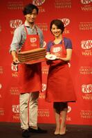 ２０１３年、夫の前川泰之と夫婦共演した政井マヤ