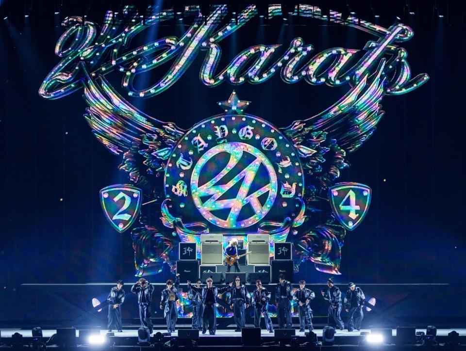 東京ドームで豪華コラボを果たしたＢ’ｚ松本孝弘とＥＸＩＬＥ