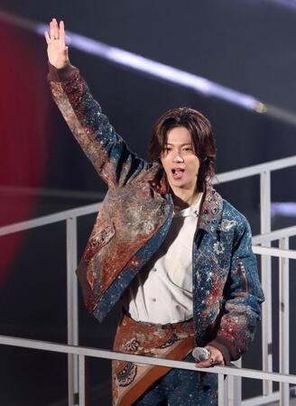 会場を沸かせた神宮寺勇太（撮影・伊藤笙子）