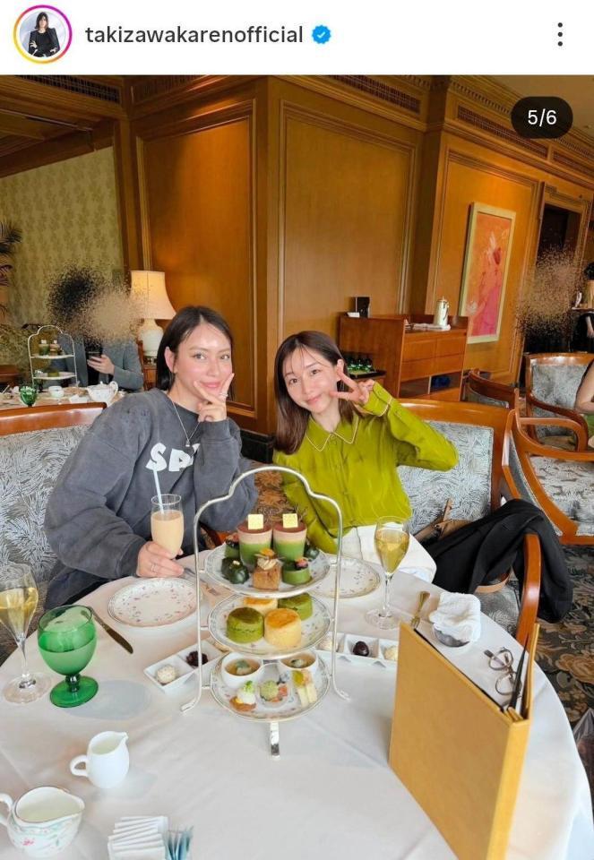 滝沢カレンのインスタグラム＠ｔａｋｉｚａｗａｋａｒｅｎｏｆｆｉｃｉａｌ（４月２２日付）より 