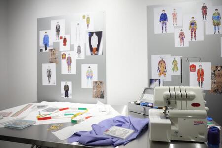 プレスに公開されたＫｉｓ-Ｍｙ-Ｆｔ２の衣装展（撮影・吉澤敬太）