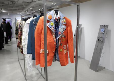 プレスに公開されたＫｉｓ-Ｍｙ-Ｆｔ２の衣装展（撮影・吉澤敬太）