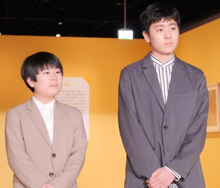 取材会に出席した中村勘太郎（右）と中村長三郎