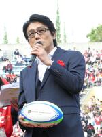 トークを行う高橋克典