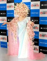 圧巻のパフォーマンスを披露した小林幸子