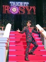 デビュー３０周年ツアーを開催した及川光博