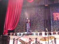 デビュー３０周年のツアーを行っている及川光博