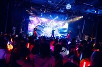 初のワンマンライブを行ったとぅるりぷの（左から）はりま、ものくろ、つきしろやしろ。＝池袋・ｈａｒｅｖｕｔａｉ