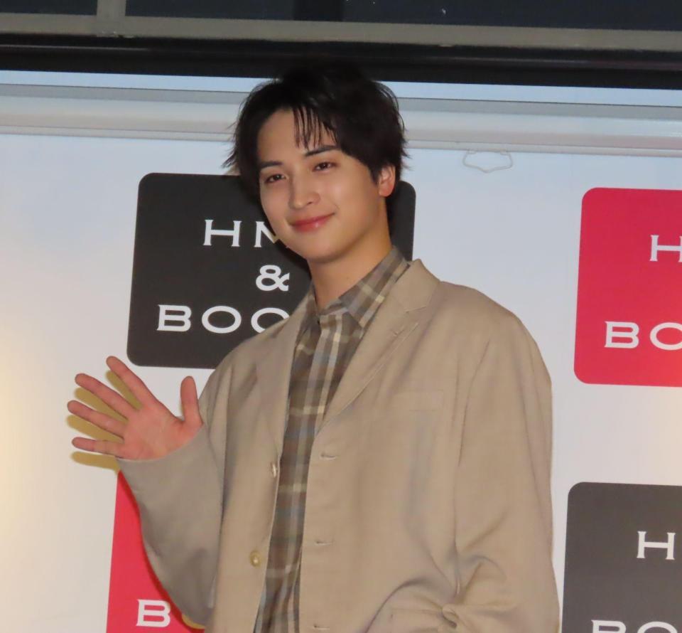 書籍「一ノ瀬颯『いちのせかい』」の発売記念イベントを行った一ノ瀬颯